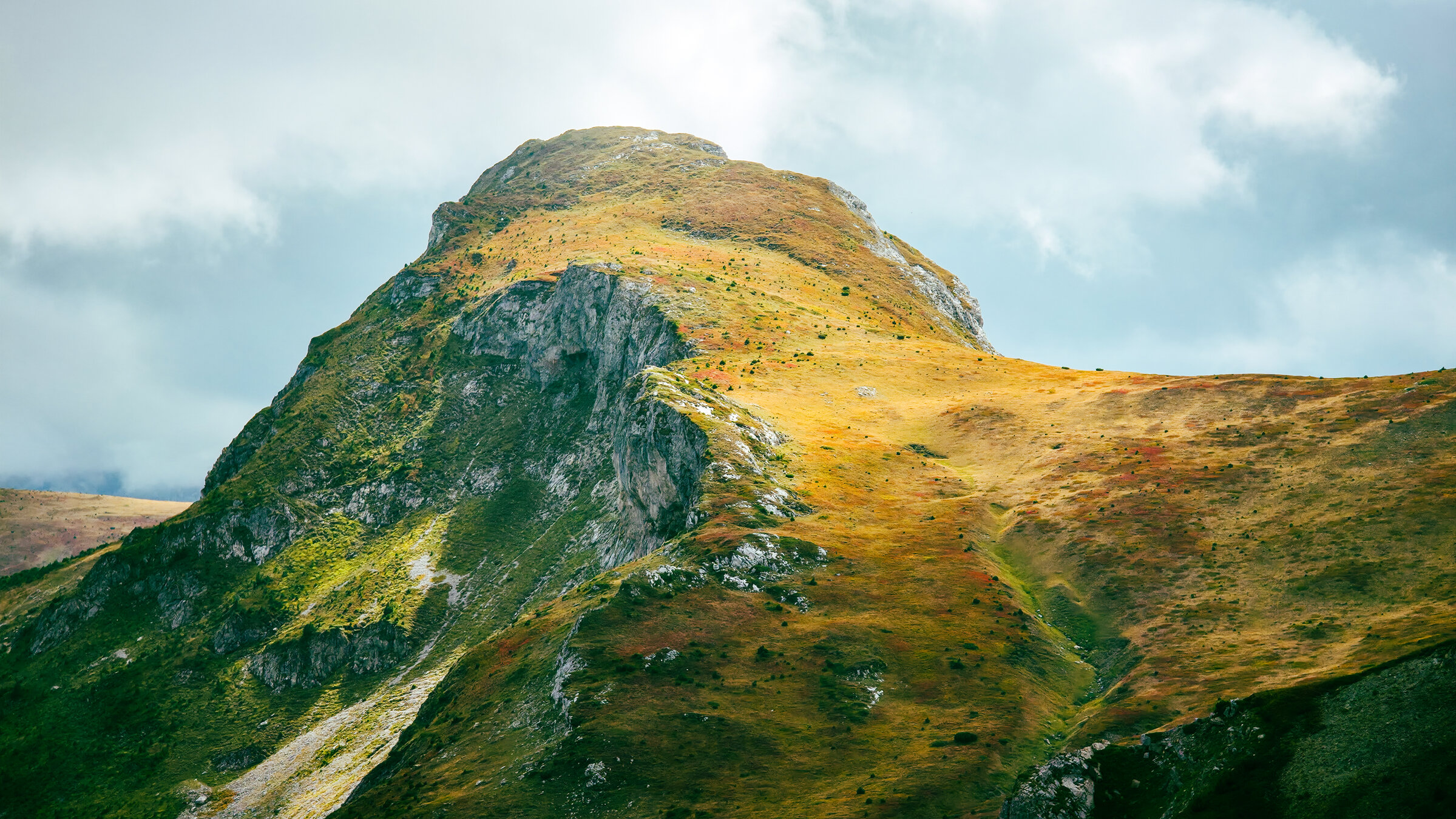 20 Days, Two Groups, Countless Lessons: Peaks of the Balkans Tips That Matter